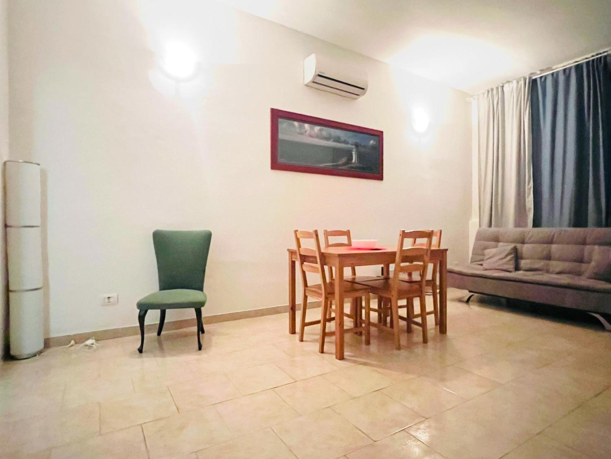 Nice With Parking Close To The Metro In City Very Nice Apartment